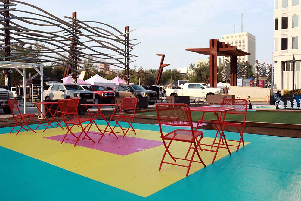 Courts-B-set-up